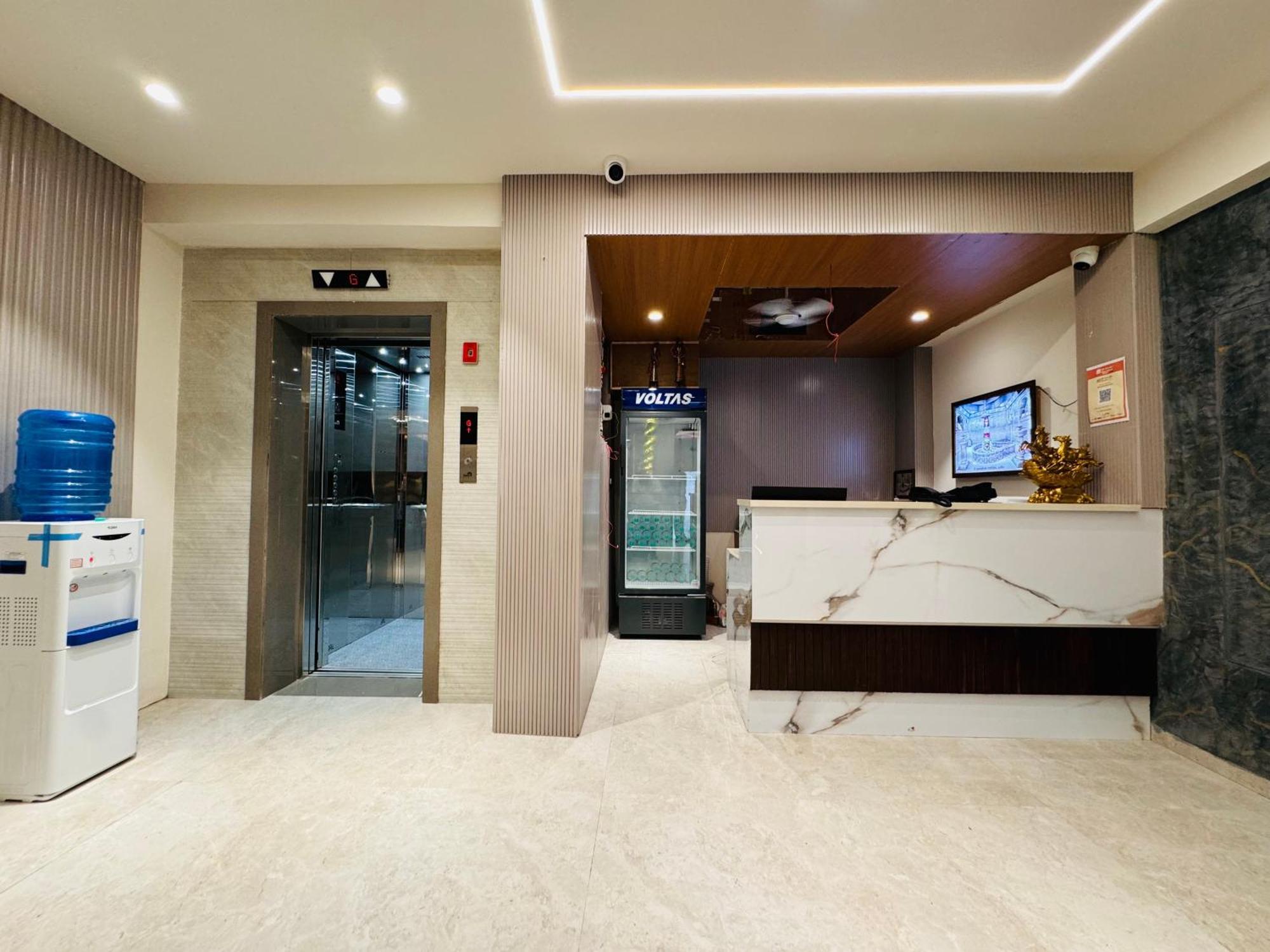 Hotel Rudhav Palace Ujjain Eksteriør billede